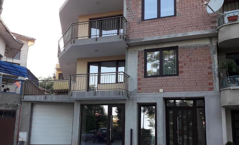 پانسیون Zdravko Guest House