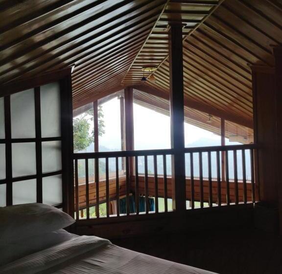 استراحتگاه The Chalets Naldehra