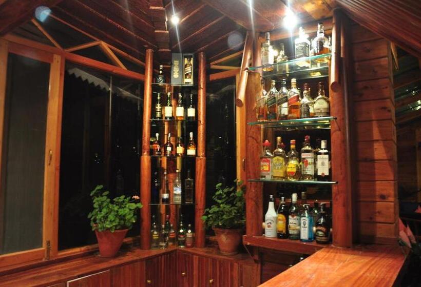 منتجع The Chalets Naldehra