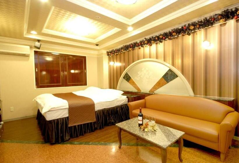 Koyasan ホテル チャペル クリスマス かつらぎ Adult Only