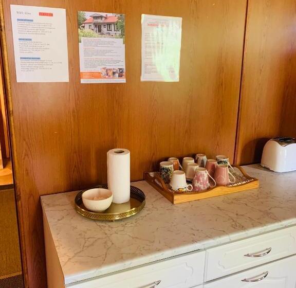 فندق صغير Majatalo Tyrni