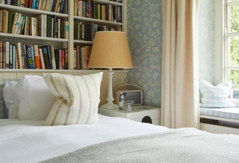 فندق صغير The Kingham Plough