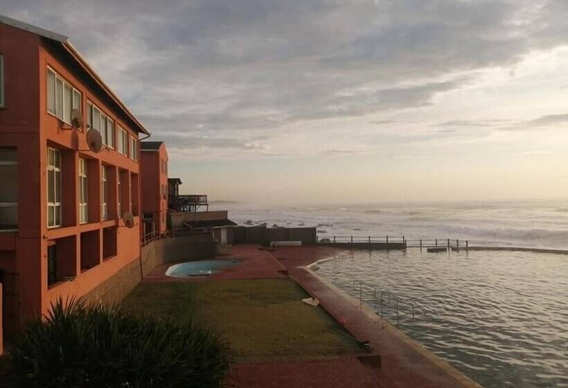 הוסטל Umkomaas Lodge