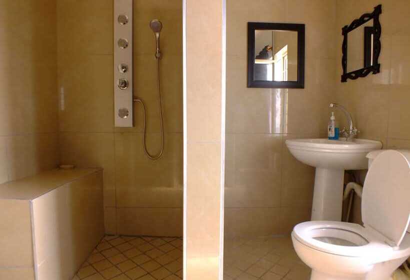 הוסטל Umkomaas Lodge