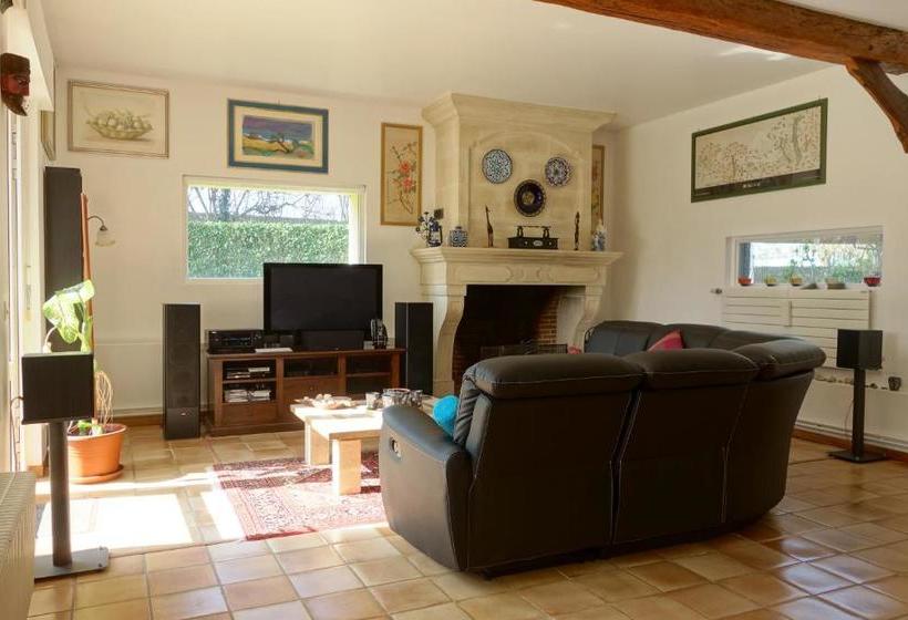 ベッドアンドブレックファースト Chambre D Hotes Le Phenix