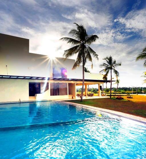 ホテル Avenra Gangaara