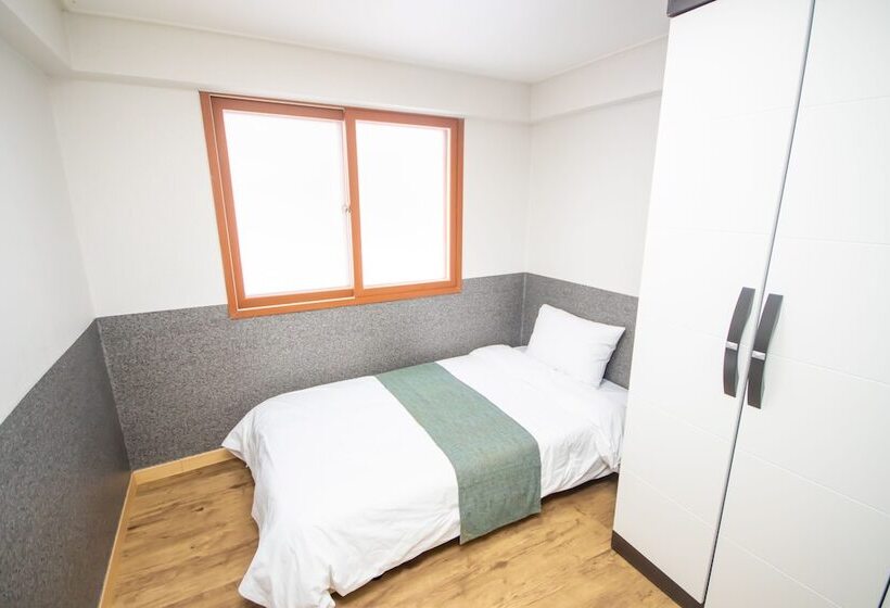 Hyundai Elliot Hotel And Resort