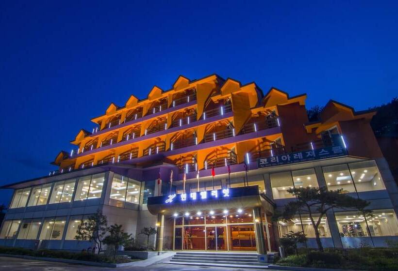 Hyundai Elliot Hotel And Resort