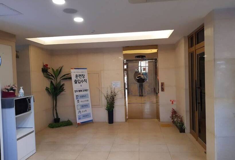 Hyundai Elliot Hotel And Resort