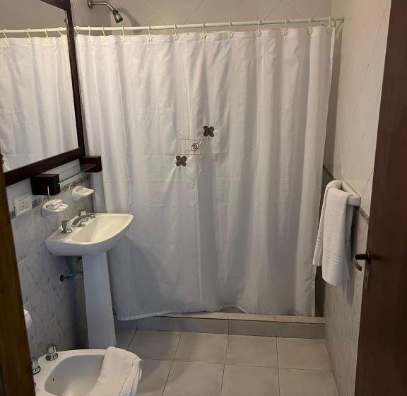 Los Aromos De Valeria