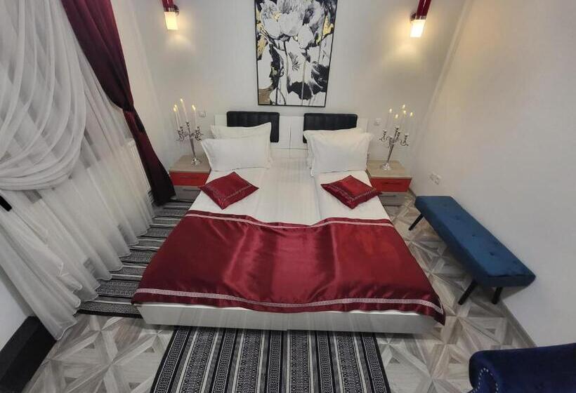 膳宿费 Amaraz Center