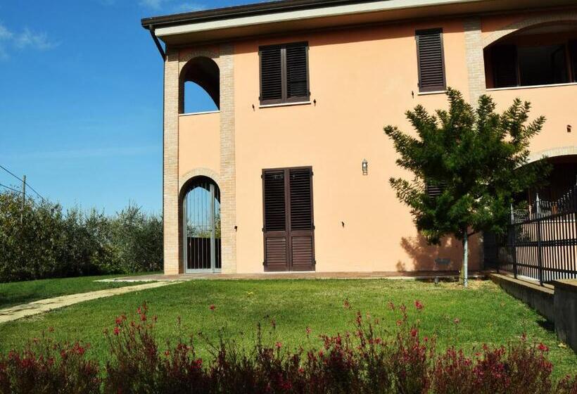 ペンション Casa Cardinali