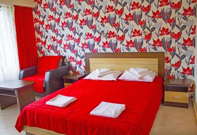 ペンション Complex Chayka Guest House