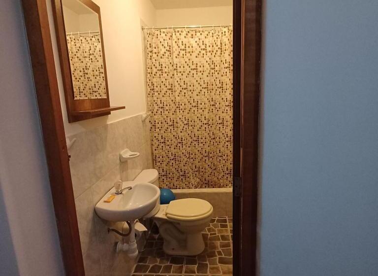 بنسيون El Capricho Paracas