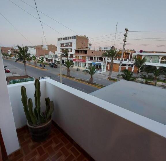 بنسيون El Capricho Paracas