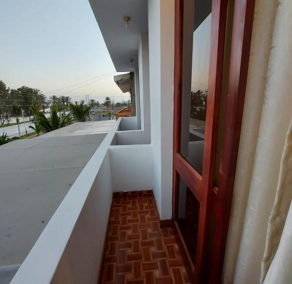 بنسيون El Capricho Paracas