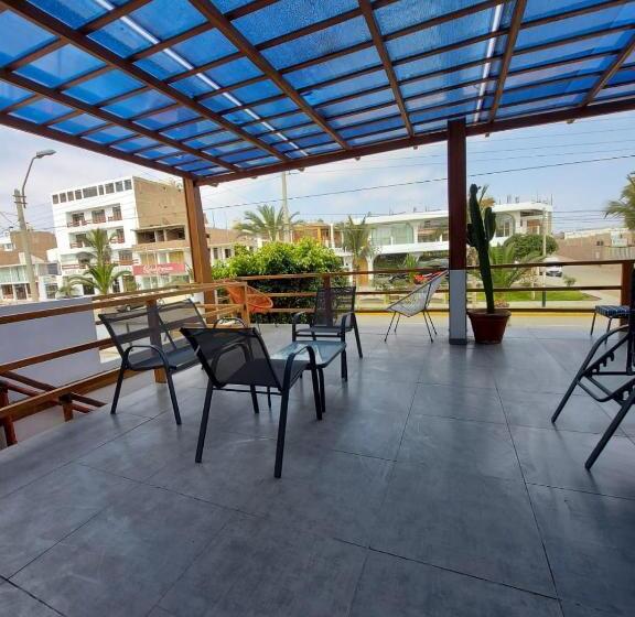 بنسيون El Capricho Paracas