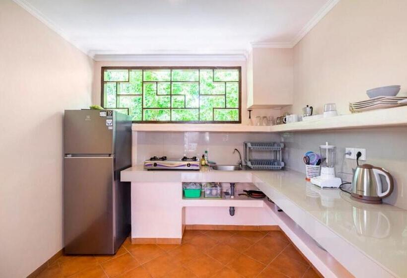 ペンション Indahwatu