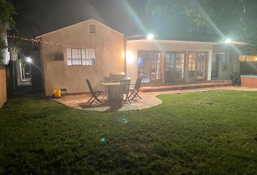 ペンション The Village