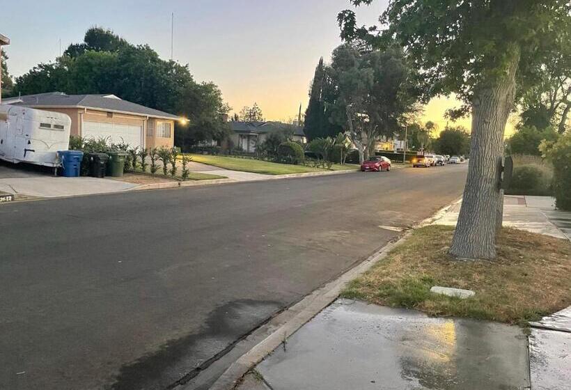 ペンション The Village