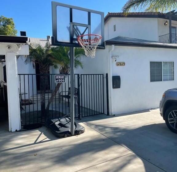 ペンション The Village