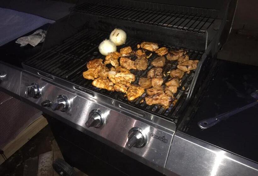 ペンション The Village