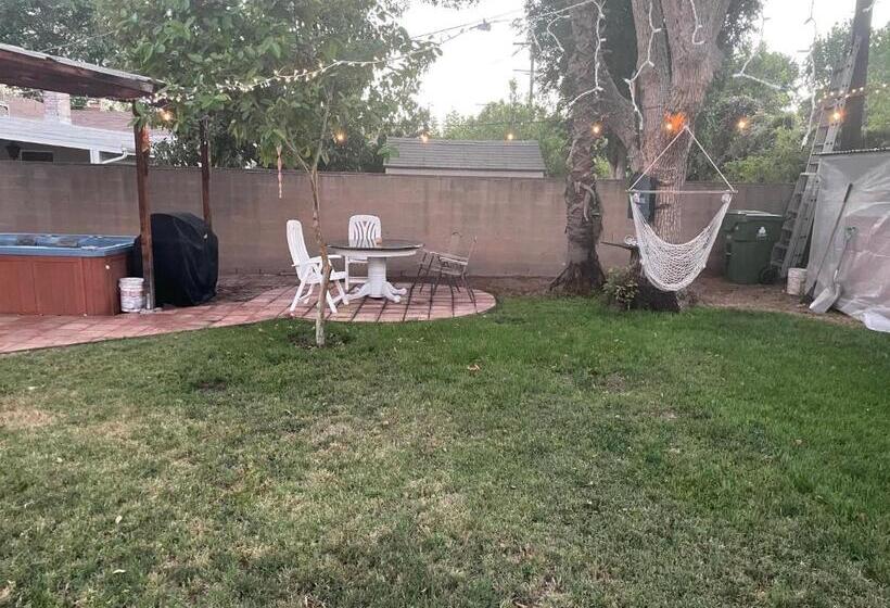 ペンション The Village