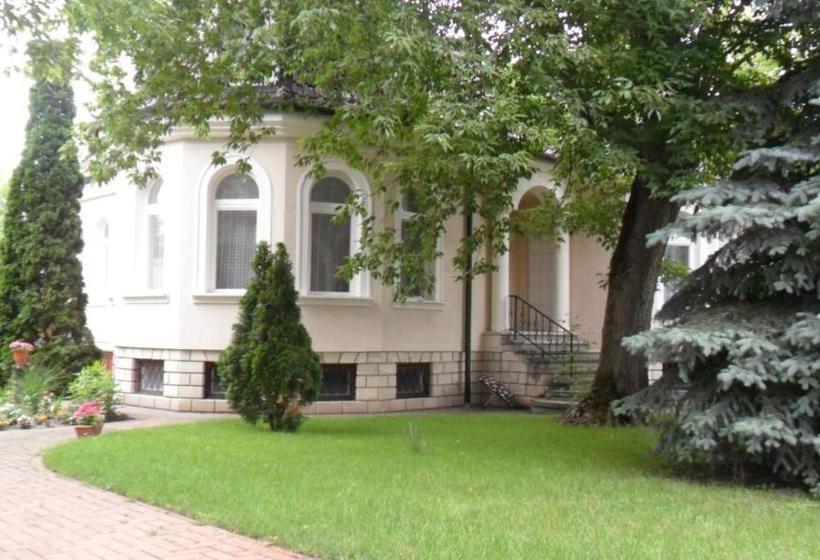 Пансион Villa Gárdéna Gárdony