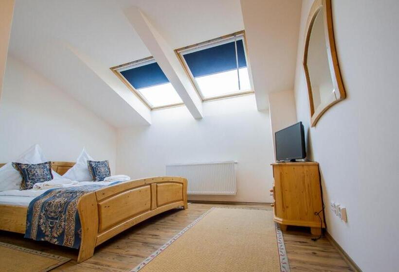 ペンション Villa Siana