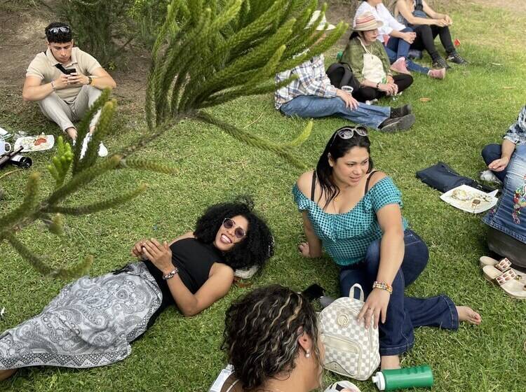 Quito Airport Suites Hotel