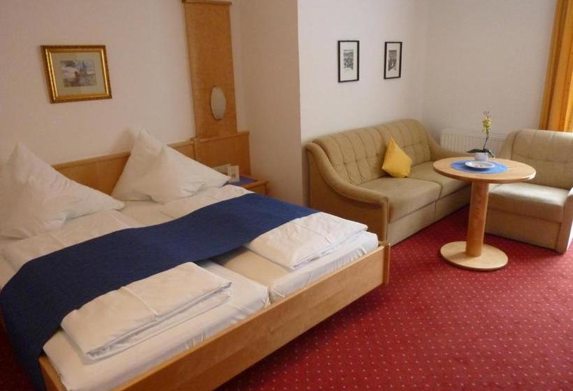 فندق صغير Gasthof Goldenes Schiff