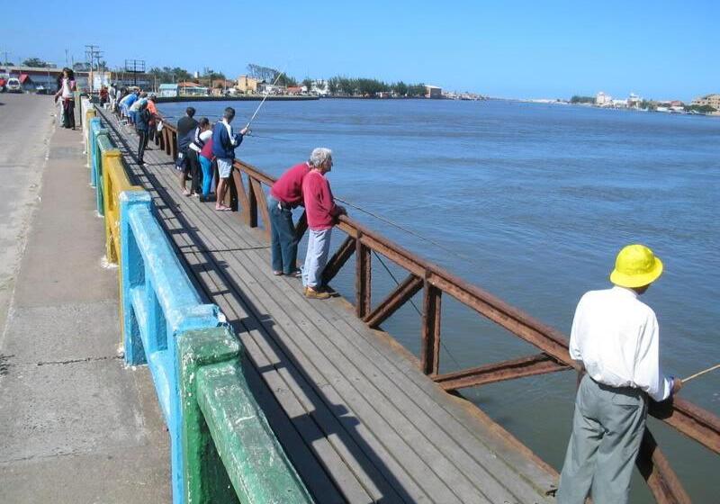 הוסטל Pousada Fazendinha Tatuira