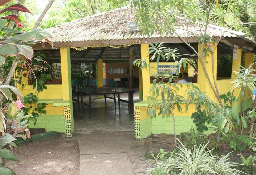 הוסטל Pousada Fazendinha Tatuira