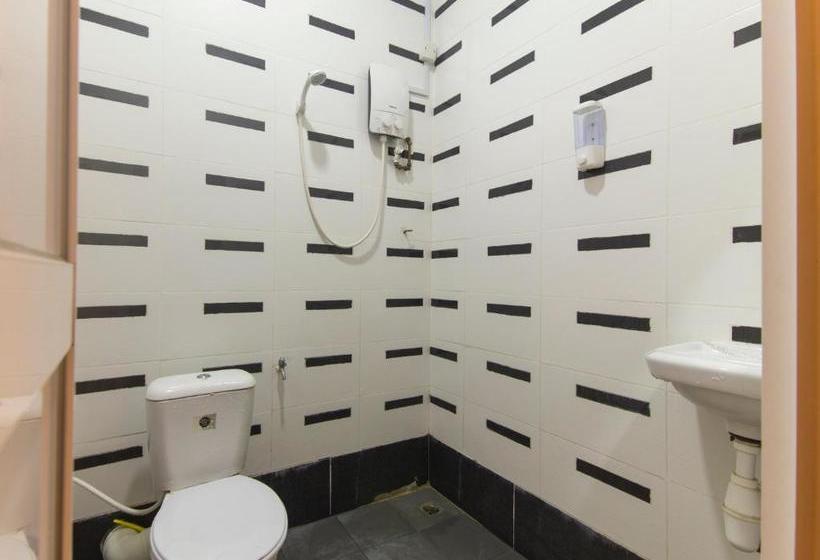 酒店 Oyo 993 88 Mario S