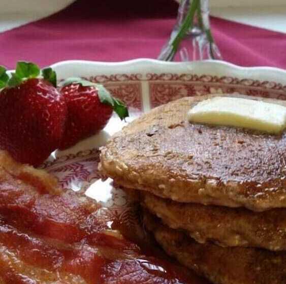 فندق Red Rocker Inn