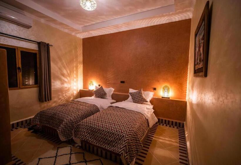 펜션 Riad Les Jardins De Merzouga