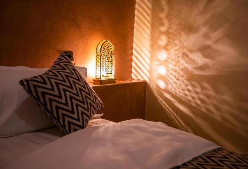 펜션 Riad Les Jardins De Merzouga