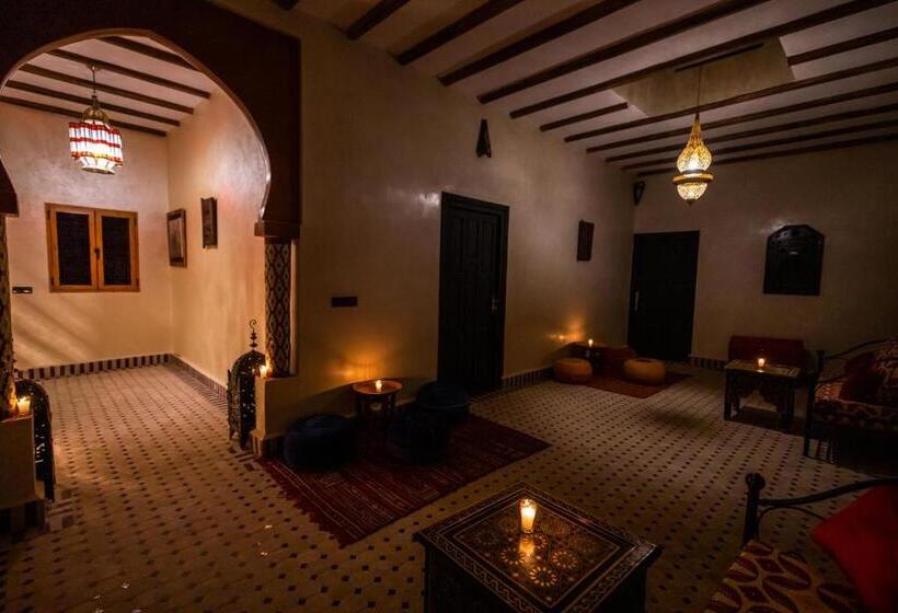 펜션 Riad Les Jardins De Merzouga