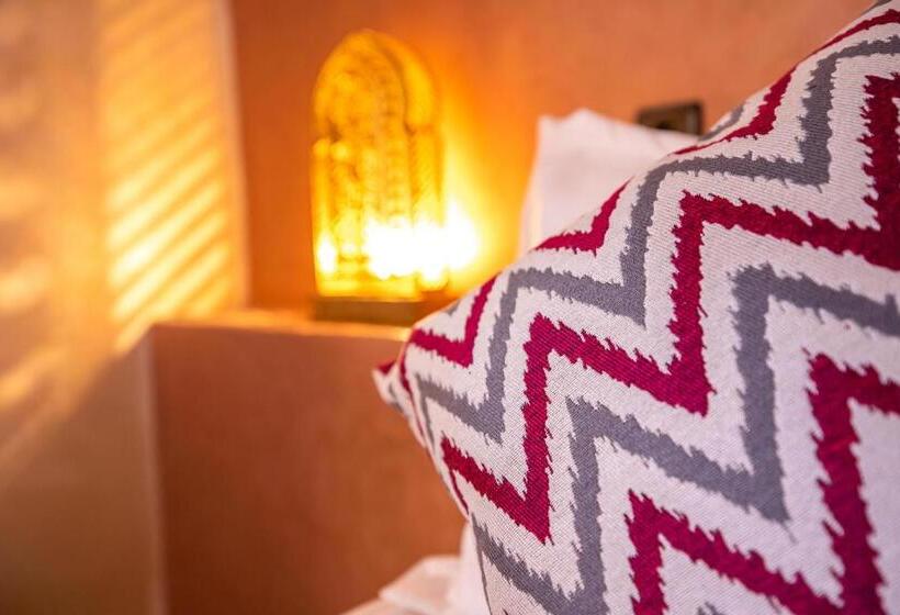 펜션 Riad Les Jardins De Merzouga