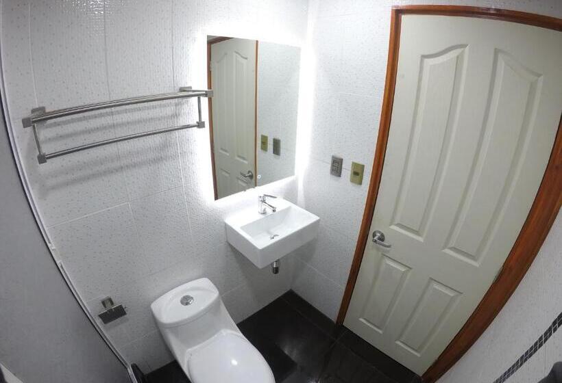 펜션 Voy Hostales   Poniente