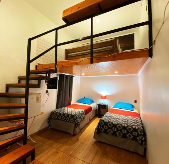 펜션 Voy Hostales   Poniente