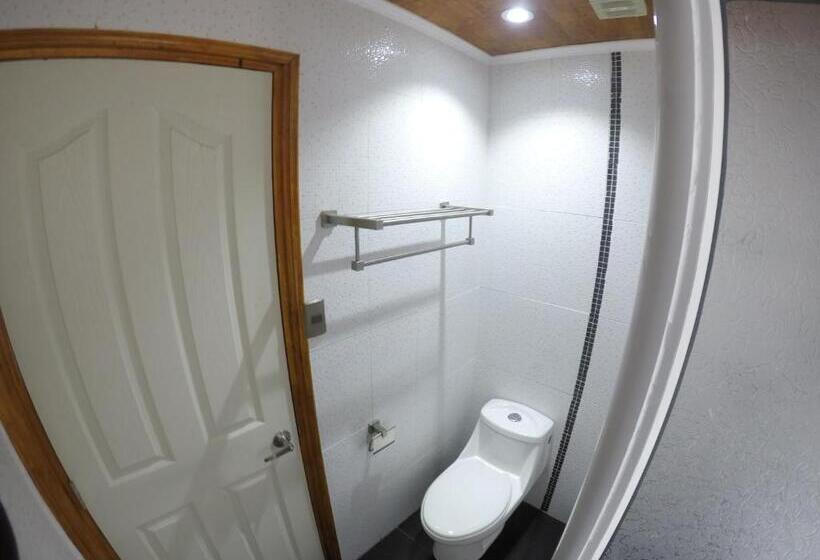 펜션 Voy Hostales   Poniente