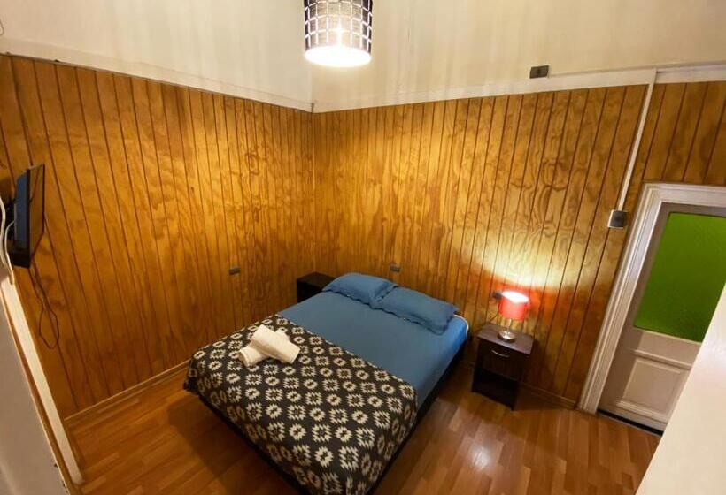 펜션 Voy Hostales   Poniente