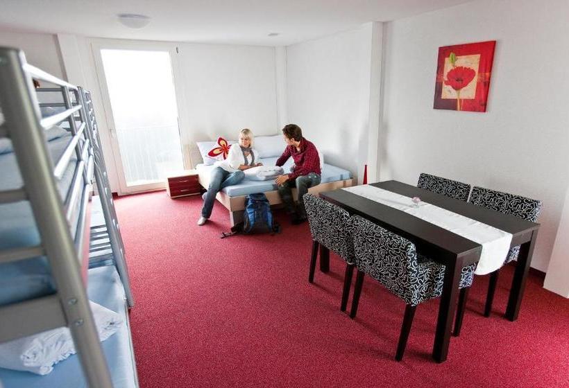 ユースホステル Berggasthaus Oberdorf