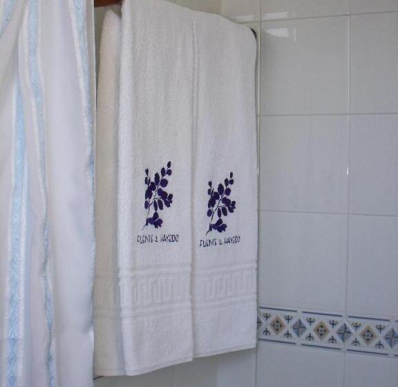 호스텔 Fuente El Hayedo