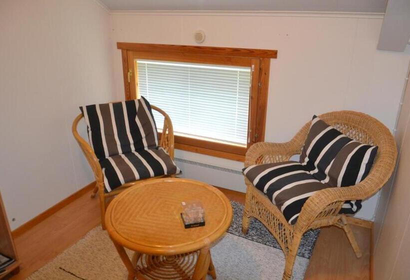 ユースホステル Tenon Eräkievari