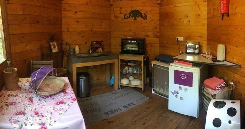 ベッドアンドブレックファースト Ecolodges En Provence