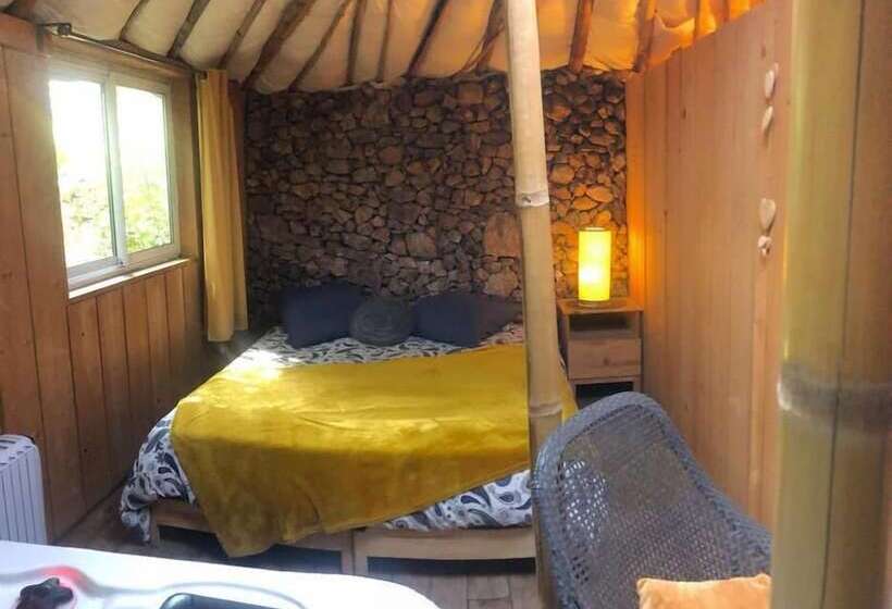 ベッドアンドブレックファースト Ecolodges En Provence