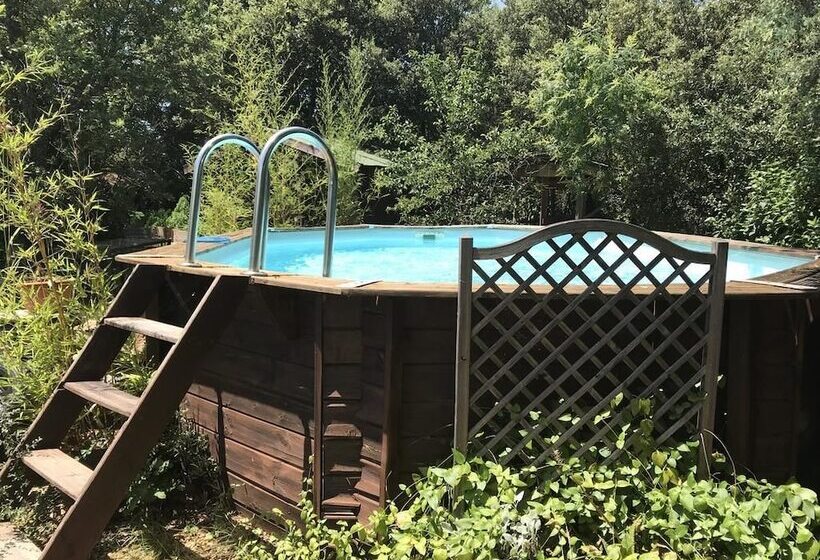 ベッドアンドブレックファースト Ecolodges En Provence