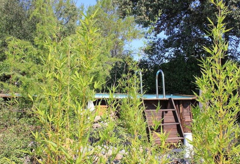 ベッドアンドブレックファースト Ecolodges En Provence